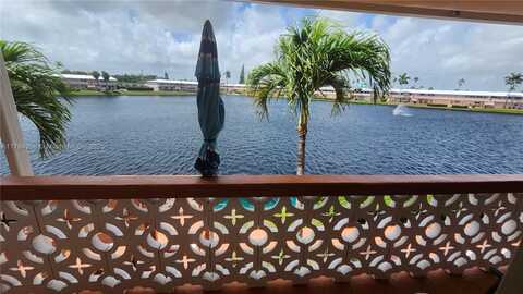 900 SW 10th Ter, Hallandale Beach, FL 33009