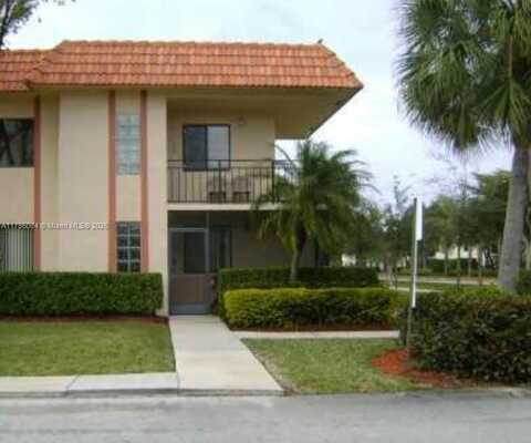 357 Lakeview Dr, Weston, FL 33326