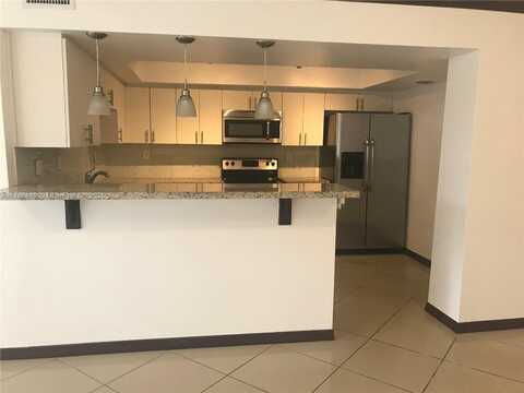 800 Parkview Dr, Hallandale Beach, FL 33009