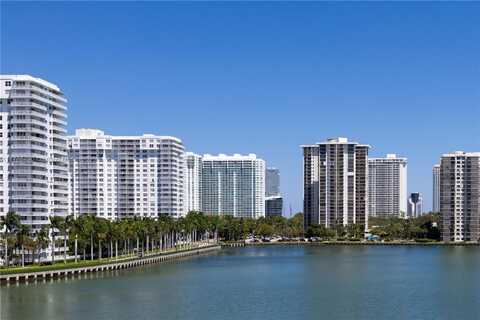 2750 NE 183rd St, Aventura, FL 33160