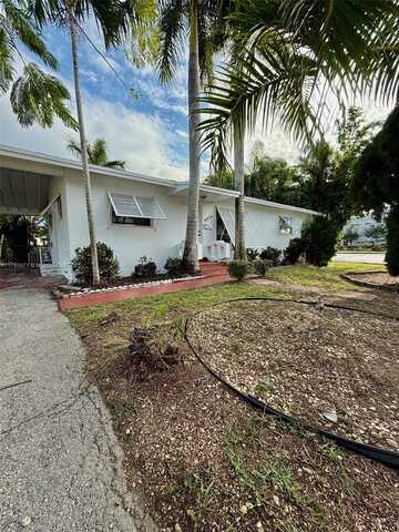 8670 SW 28th St, Miami, FL 33155