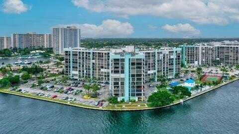 200 Leslie Dr, Hallandale Beach, FL 33009