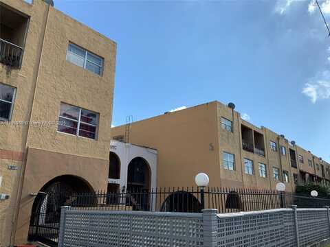 1300 W 53rd St, Hialeah, FL 33012