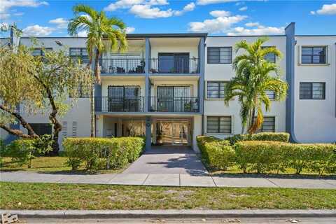 30 E 39th St, Hialeah, FL 33013