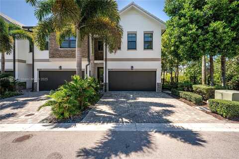 4538 S Aqua Bella Ln, Dania Beach, FL 33312