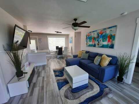 1102 N 14th Ave, Hollywood, FL 33020