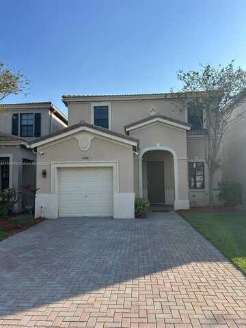 636 NE 193rd St, Miami, FL 33179