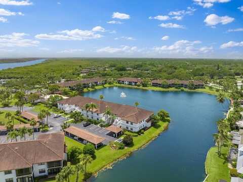 6081 SE Landing Way, Stuart, FL 34997