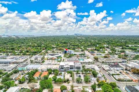 736 NE 126th St, North Miami, FL 33161