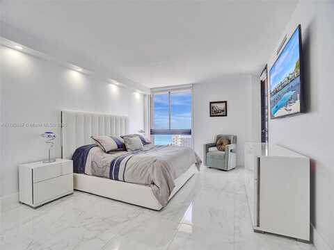 1600 S Ocean Dr, Hollywood, FL 33019