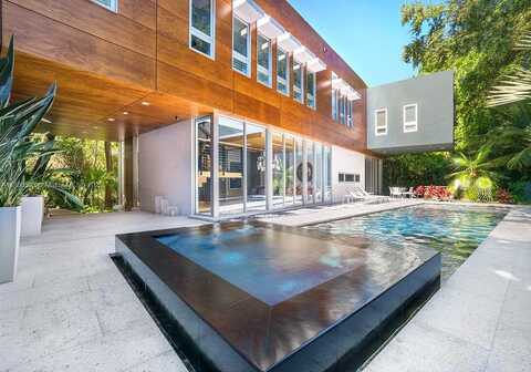 3503 Banyan Cir, Coconut Grove, FL 33133