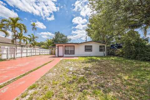 2515 N 66th Ave, Hollywood, FL 33024