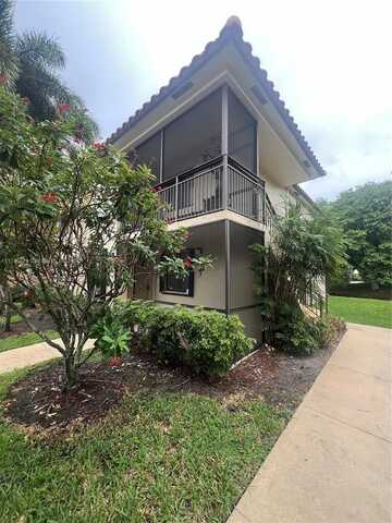 440 Lakeview Dr, Weston, FL 33326