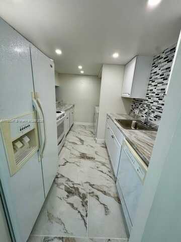 2081 NW 46th Ave, Lauderhill, FL 33313
