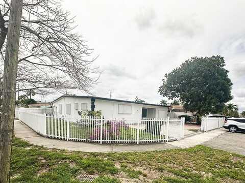 410 W 30th Pl, Hialeah, FL 33012