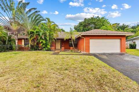 9788 NW 3rd Mnr, Coral Springs, FL 33071