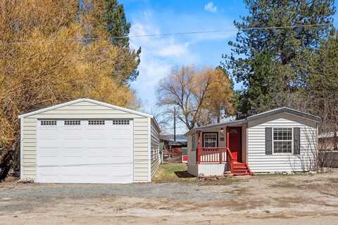204 N Overlook Avenue, Cascade, ID 83611