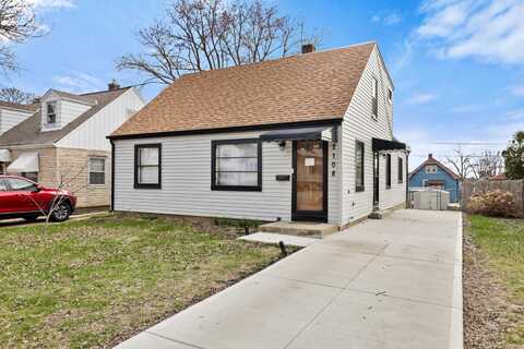 2108 S 93rd St, West Allis, WI 53227