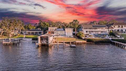 915 BAYSHORE DRIVE, TARPON SPRINGS, FL 34689