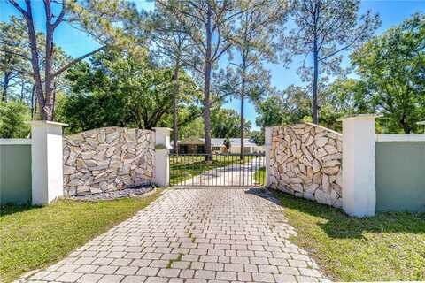 1120 COUNTRY LANE, LUTZ, FL 33558