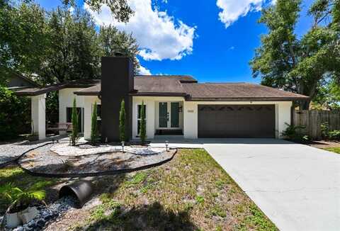 4520 WESCOTT LANE, TAMPA, FL 33624