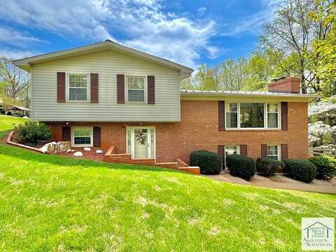 2900 Figsboro Rd, Martinsville, VA 24112