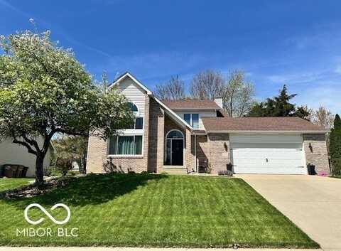 6036 Chinkapin Drive, Columbus, IN 47201