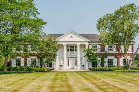 15701 Windmill Pointe, Grosse Pointe Park, MI 48230