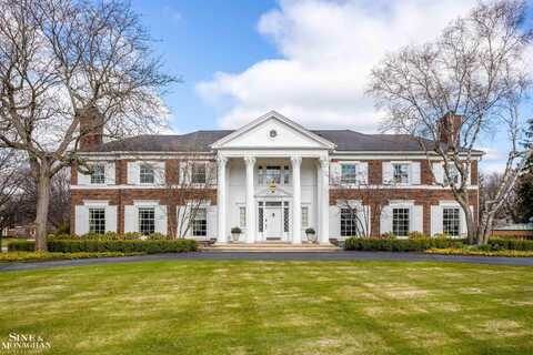15701 Windmill Pointe, Grosse Pointe Park, MI 48230