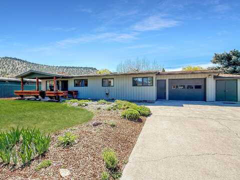 131 NE Marmot Lane, Prineville, OR 97754