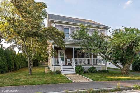 169 Gosnold Street, Barnstable, MA 02601