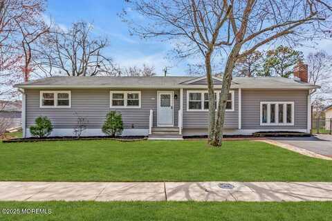 2111 Windsor Avenue, Toms River, NJ 08753