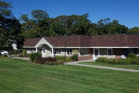 255 E Main Street, East Islip, NY 11730