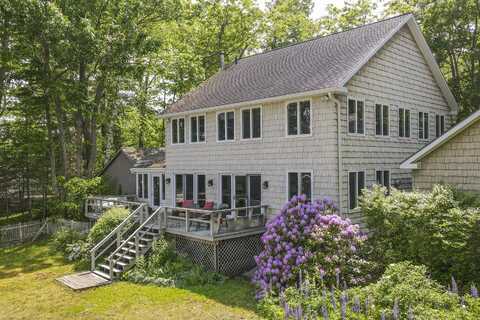 33 Crest Street, Northport, ME 04849