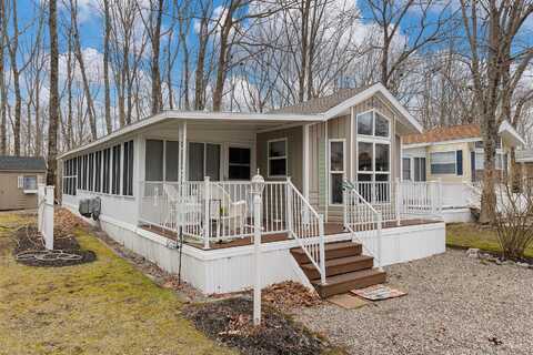 1 Robinson Way, Kennebunk, ME 04043