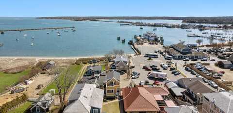 26 Union Court, Vineyard Haven, MA 02568