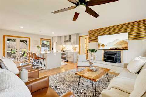 4725 E Carlton Creek Road, Florence, MT 59833