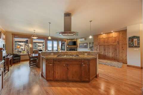 7175 Us Highway 93 S, Lakeside, MT 59922