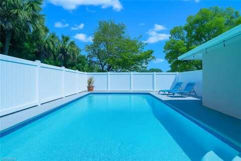 2473 Poinciana, NAPLES, FL 34105
