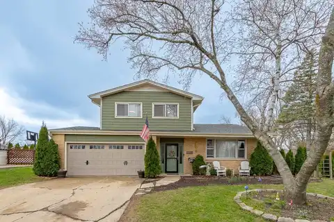 333 Bramble Lane, Schaumburg, IL 60193