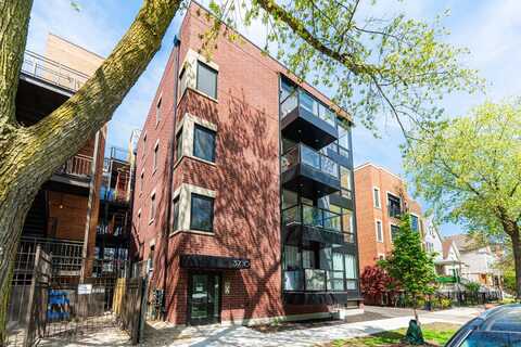 3710 N Kenmore Avenue, Chicago, IL 60613