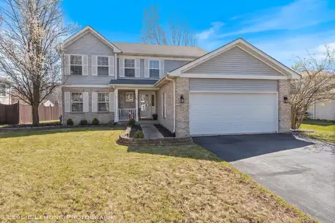 180 Chestnut Lane, Bolingbrook, IL 60490