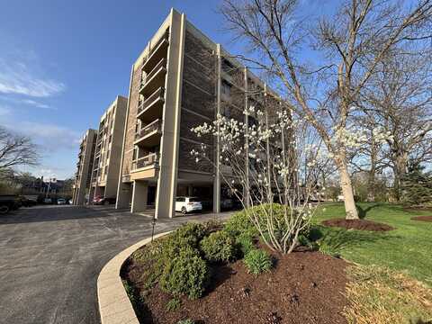 1110 Grove Street, Downers Grove, IL 60515