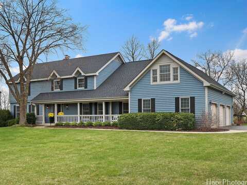 7513 Inverway Drive, Lakewood, IL 60014