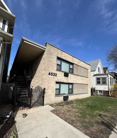 4532 N Claremont Avenue, Chicago, IL 60625