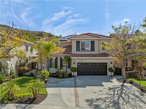 28565 Horseshoe Circle, Saugus, CA 91390