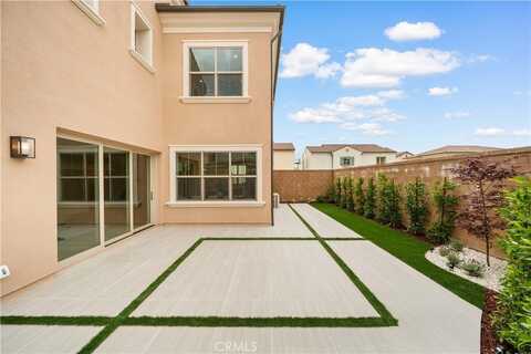 119 Rimstone, Irvine, CA 92618