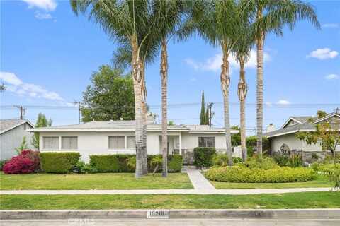 19219 Friar Street, Tarzana, CA 91335