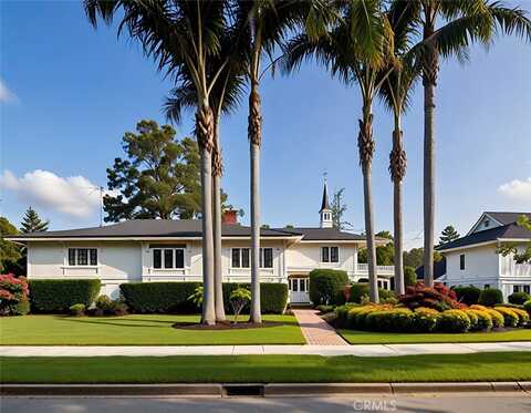 19219 Friar Street, Tarzana, CA 91335