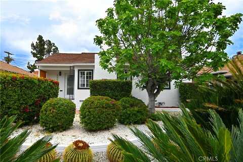 6508 Blewett Avenue, Lake Balboa, CA 91406